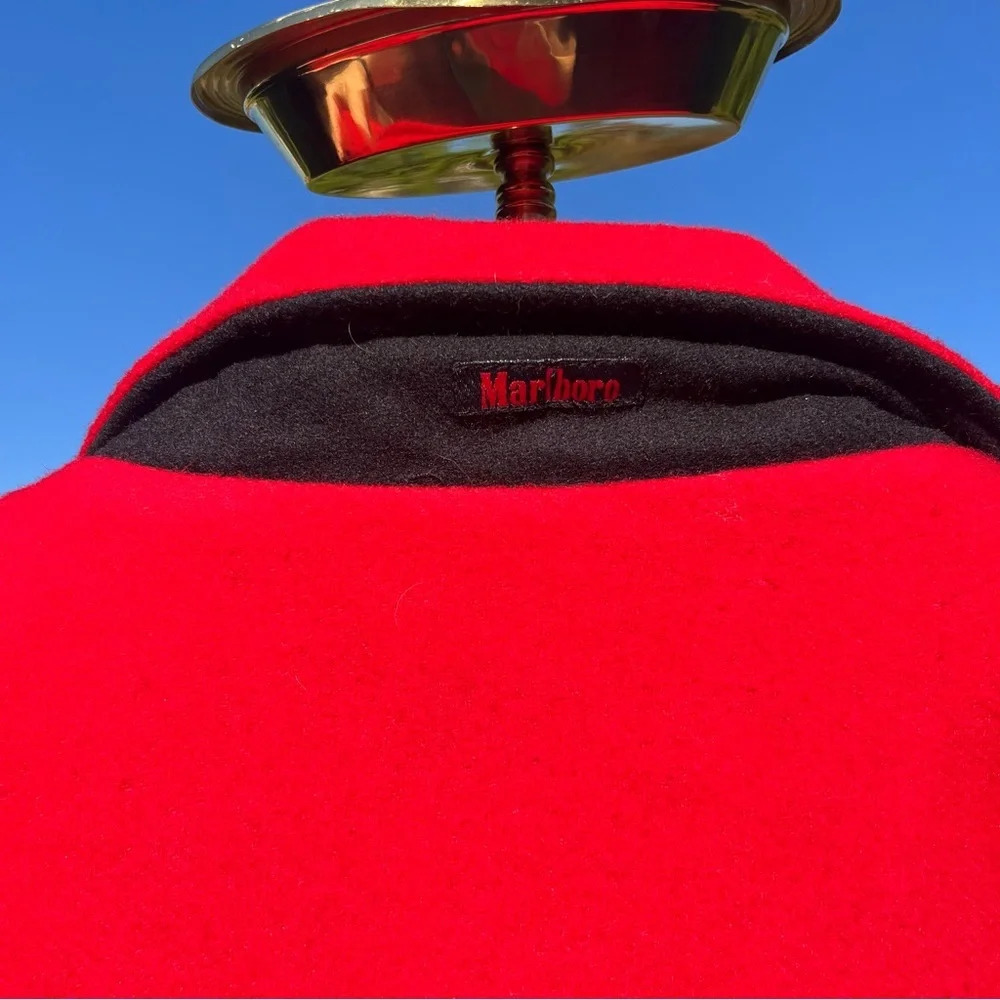 MARLBORO ~ Reversible Wool Men’s Red and Black Zip Jacket with Logo and Pockets - Picture 7 of 15